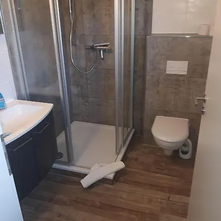 Nyaraló Hus-strandlust