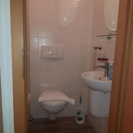 Hus-strandlust Nyaraló *